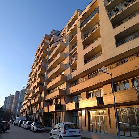 Tp Spacious Stylish Free Parking Apartment Szeged Exterior photo