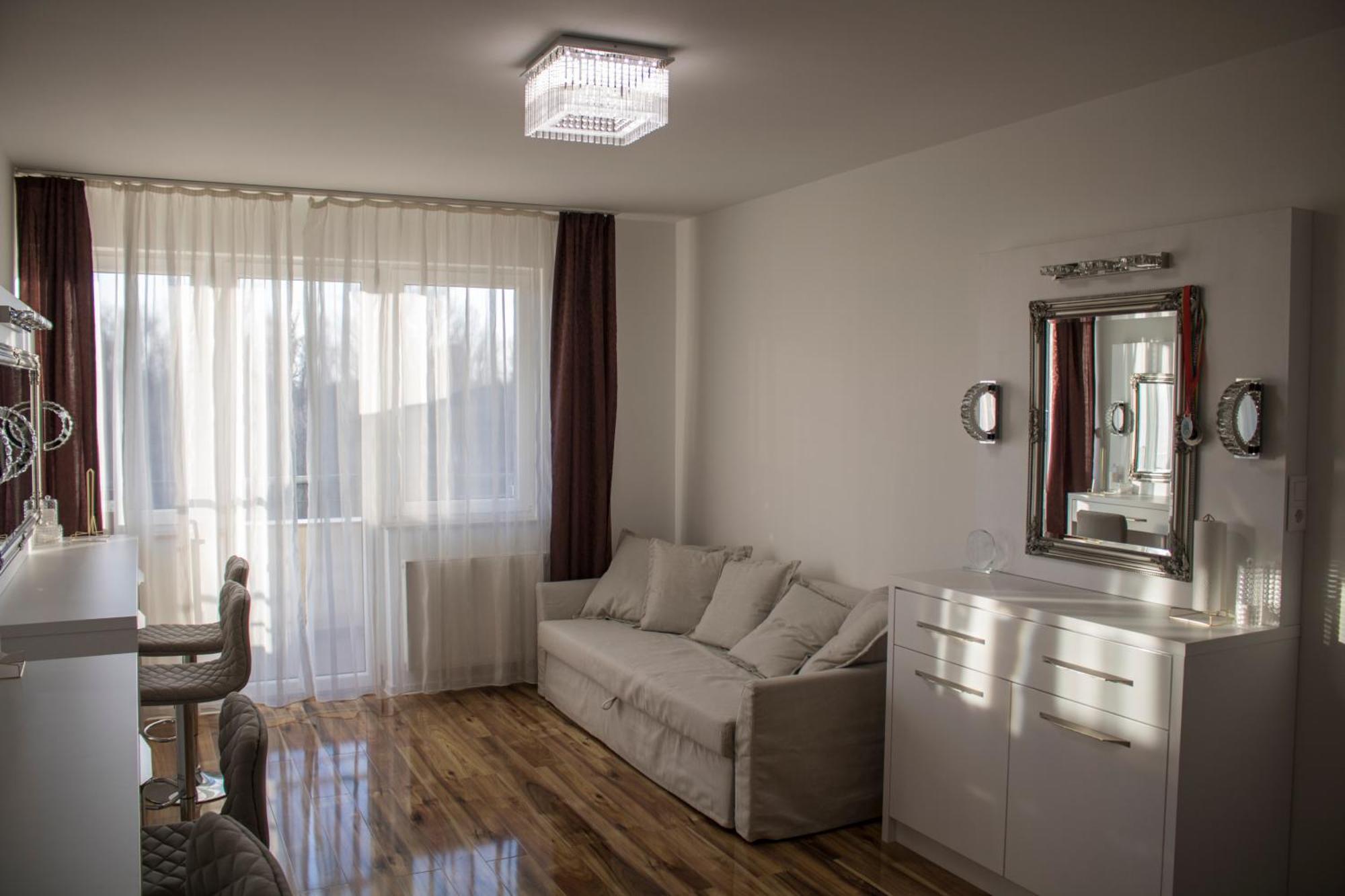 Tp Spacious Stylish Free Parking Apartment Szeged Exterior photo